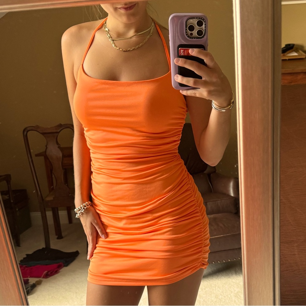 Stretchy Orange Going-Out-Dress